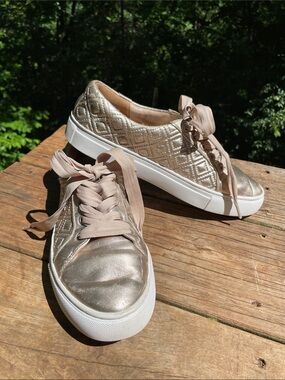 TORY BURCH MARION GOLD METALLIC QUILTED SNEAKERS Sz 7.5